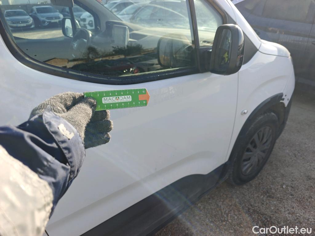  Peugeot  RIFTER PEUGEOT  / 2018 / 4P / combi Active Standard BlueHDi 73kW (IND) (CX2) #39