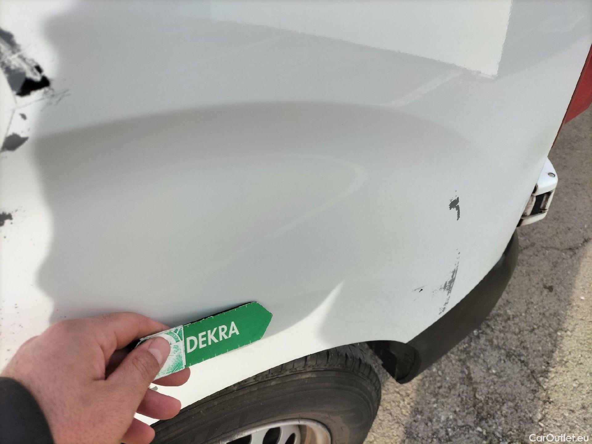  Opel  Vivaro OPEL  / 2019 / 4P / furgón 1.5 D 88kW (120CV) M Std Express M.P. DC #22