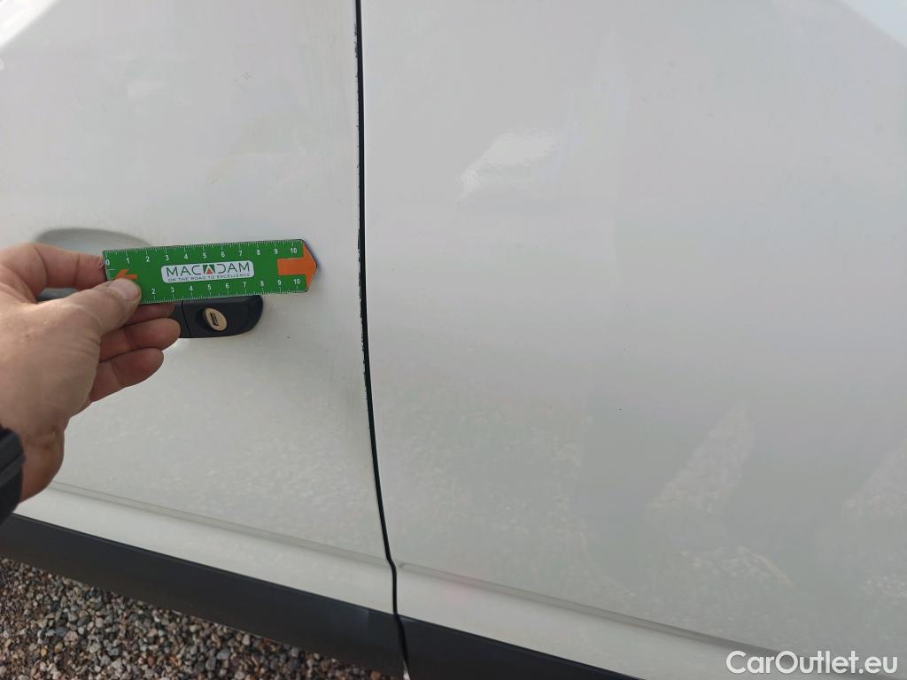  Peugeot  Partner PEUGEOT  / 2018 / 4P / furgón derivado de turismo Premium Standard 600kg BlueHDi 73kW (AC) #2