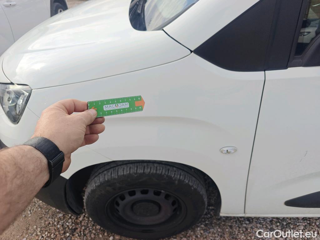  Peugeot  Partner PEUGEOT  / 2018 / 4P / furgón derivado de turismo Premium Standard 600kg BlueHDi 73kW (AC) #24