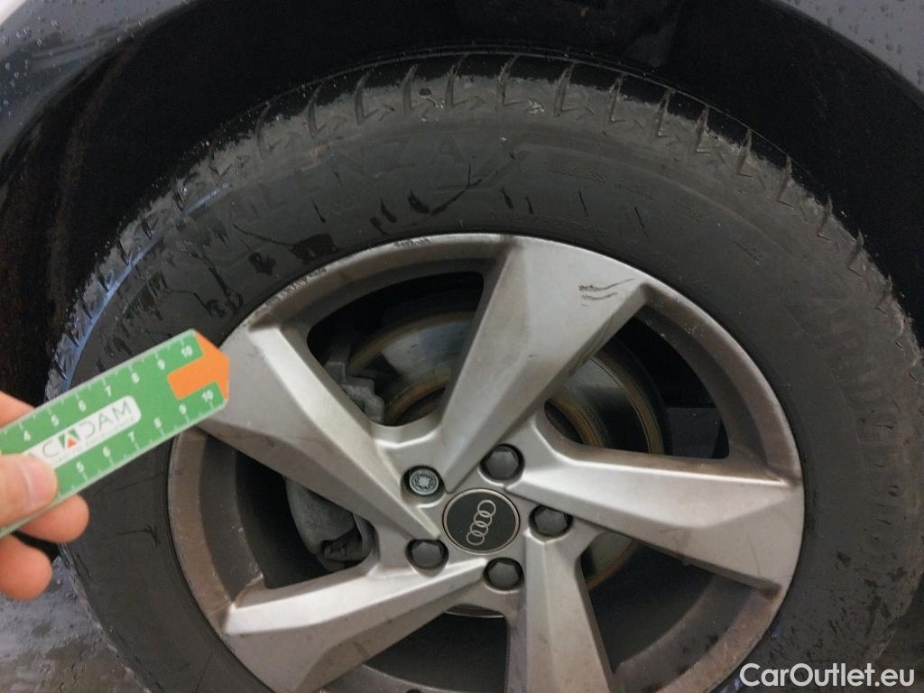  Audi  Q3 AUDI  / 2018 / 5P / todoterreno Advanced 35 TDI 110kW (150CV) S tronic (AC9) #4