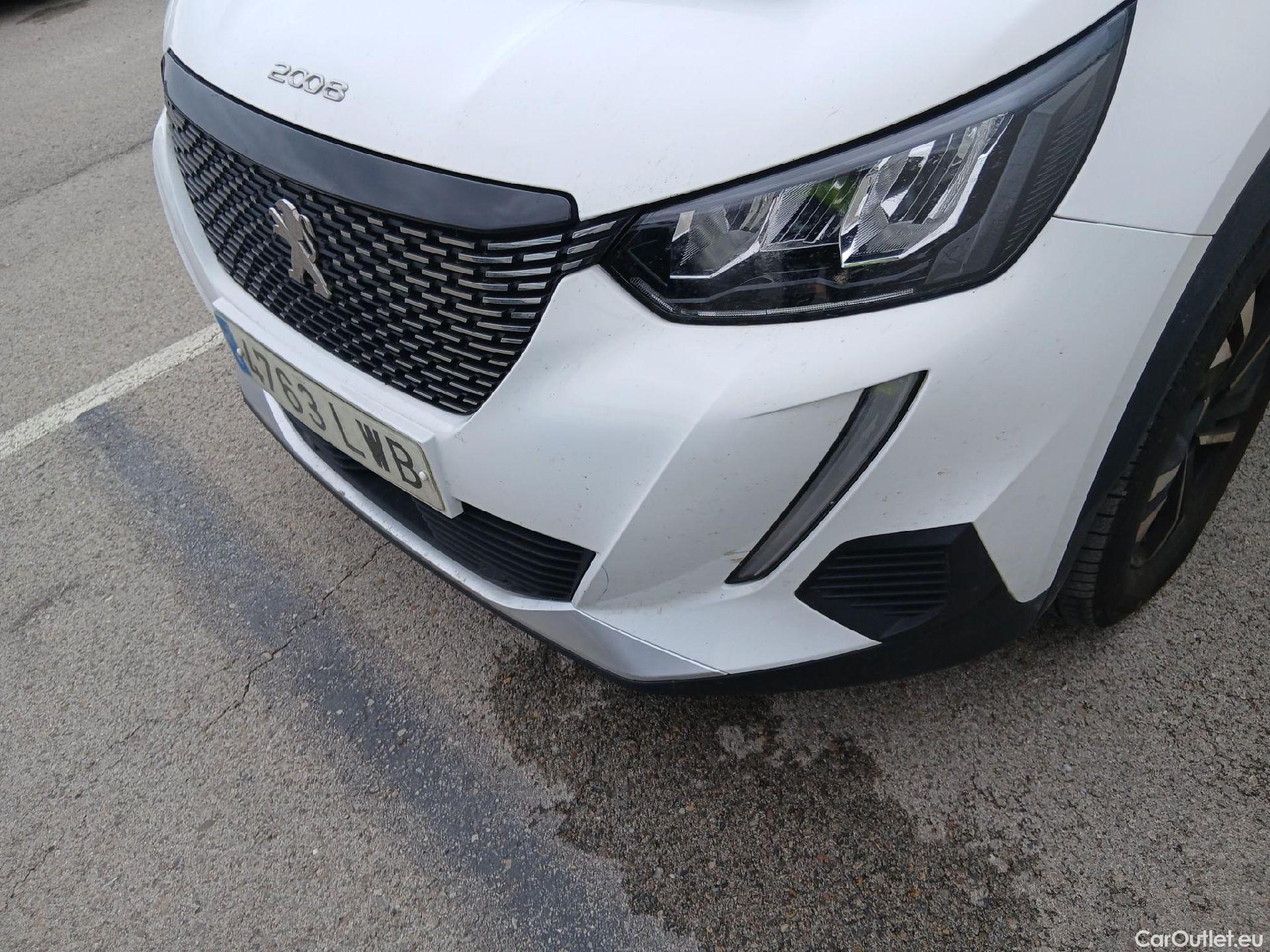  Peugeot  2008 PEUGEOT  / 2019 / 5P / todoterreno Allure BlueHDI 81kW (110CV) #1