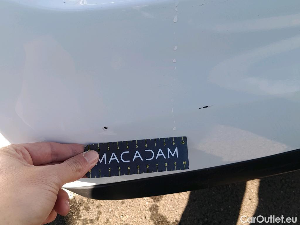  Peugeot  308 PEUGEOT  / 2017 / 5P / berlina con portón 5p Active Pack BlueHDi 130 S&S #10