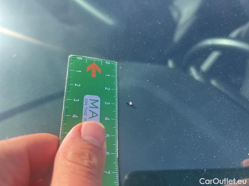  Ford  Focus FORD  / 2018 / 5P / berlina con portón 1.5 Ecoblue 88kW Trend+ #2