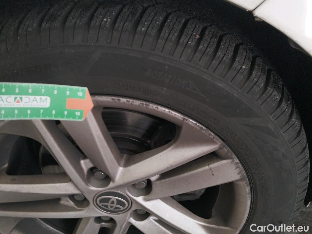  Toyota  Corolla TOYOTA  / 2019 / 5P / familiar 1.8 125H ACTIVE TECH E-CVT TOU SPORT #12