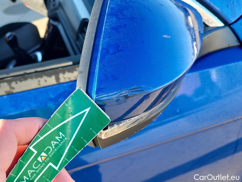  Volkswagen  T-ROC VOLKSWAGEN  / 2017 / 5P / todoterreno Edition 1.0 TSI 81kW (110CV) #30