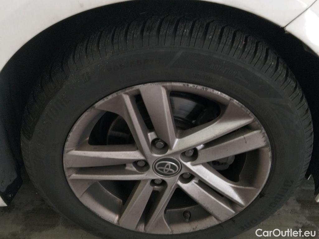  Toyota  Corolla TOYOTA  / 2019 / 5P / familiar 1.8 125H ACTIVE TECH E-CVT TOU SPORT #11