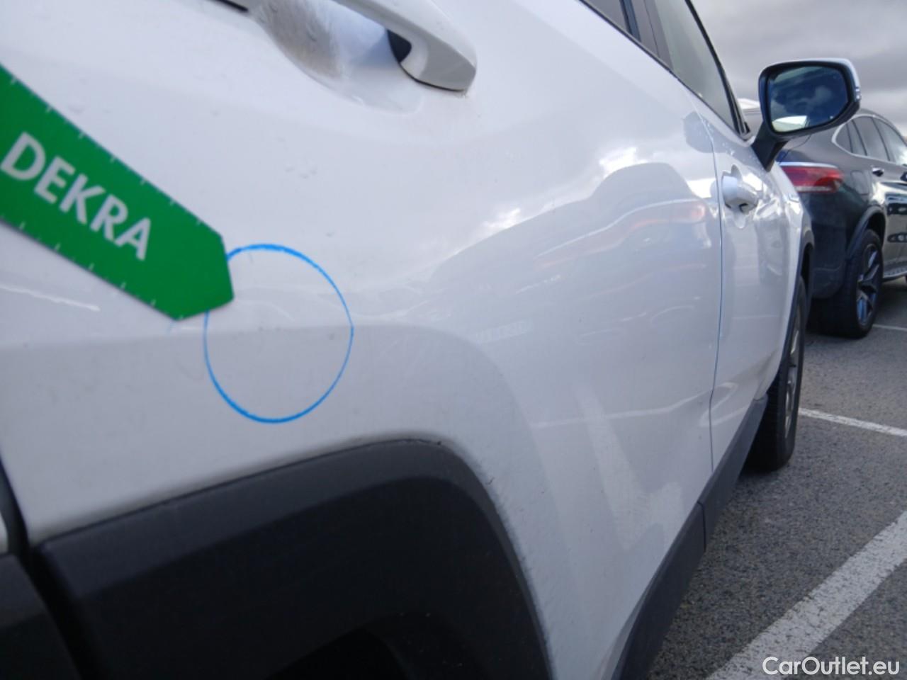  Toyota  RAV4 TOYOTA  / 2018 / 5P / todoterreno 2.5l 220H Advance #12