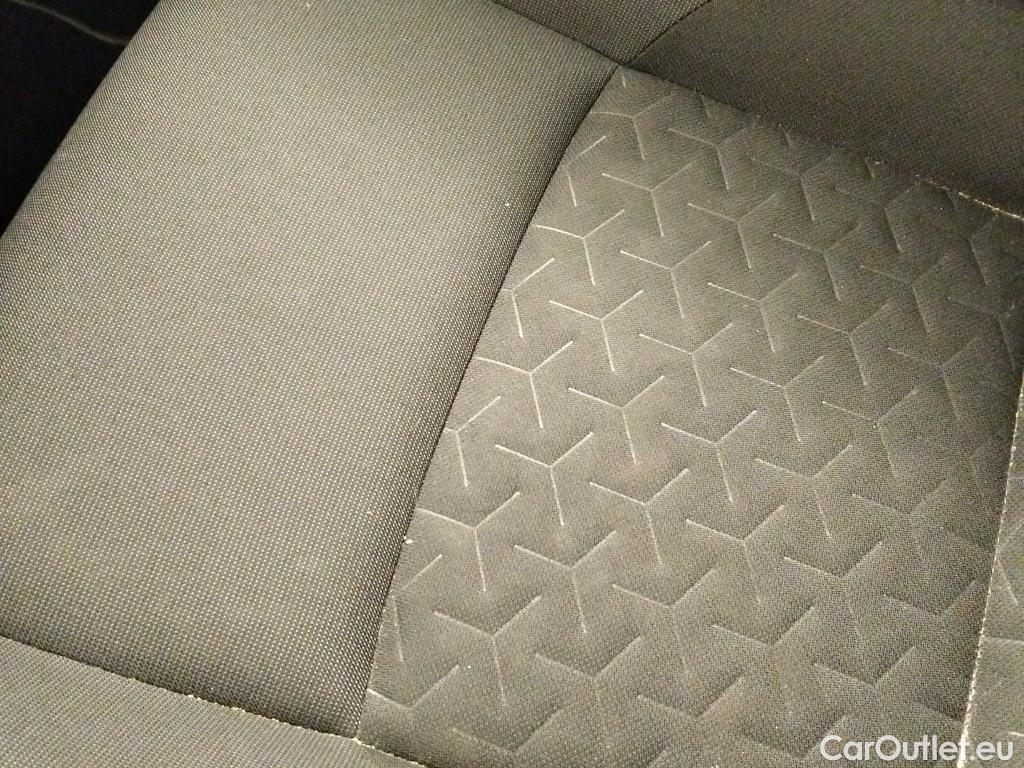  Toyota  Corolla TOYOTA  / 2019 / 5P / familiar 1.8 125H ACTIVE TECH E-CVT TOU SPORT #14