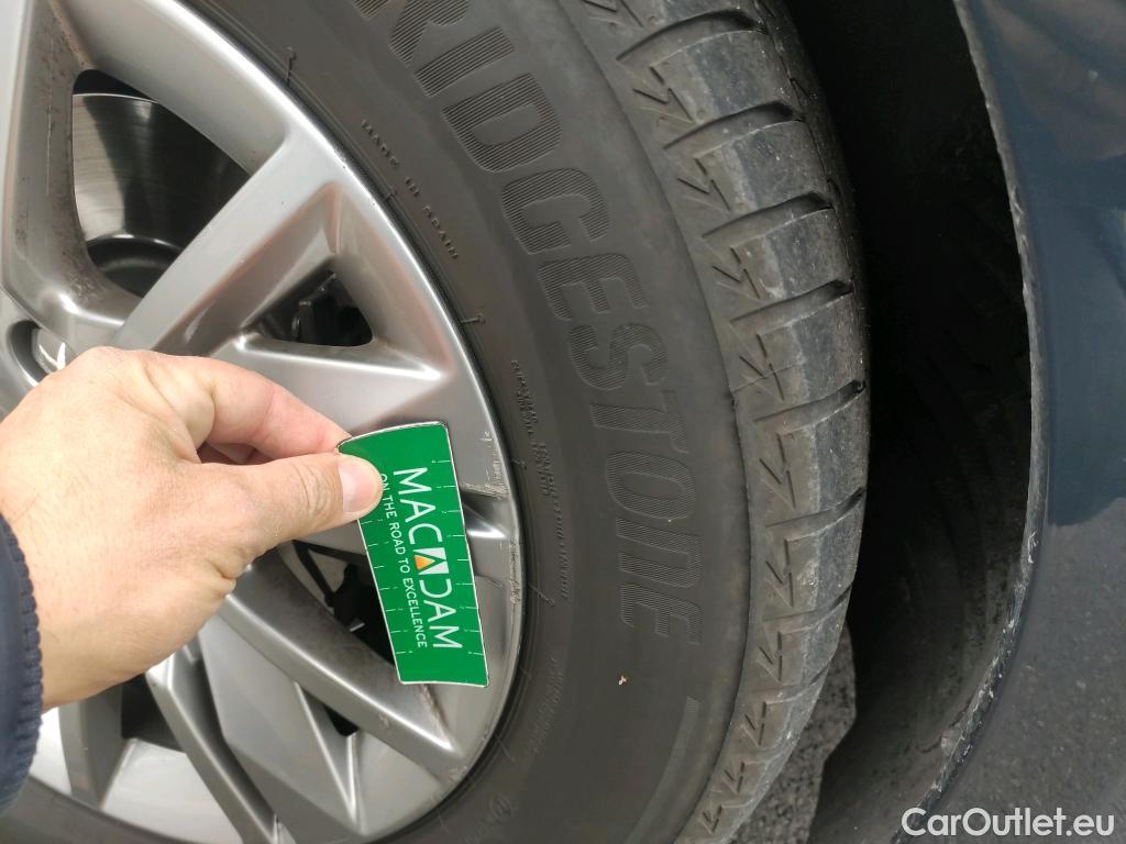  Peugeot  508 PEUGEOT  / 2018 / 5P / berlina con portón Business Line BlueHDi 96kW S&S 6vel MAN #29