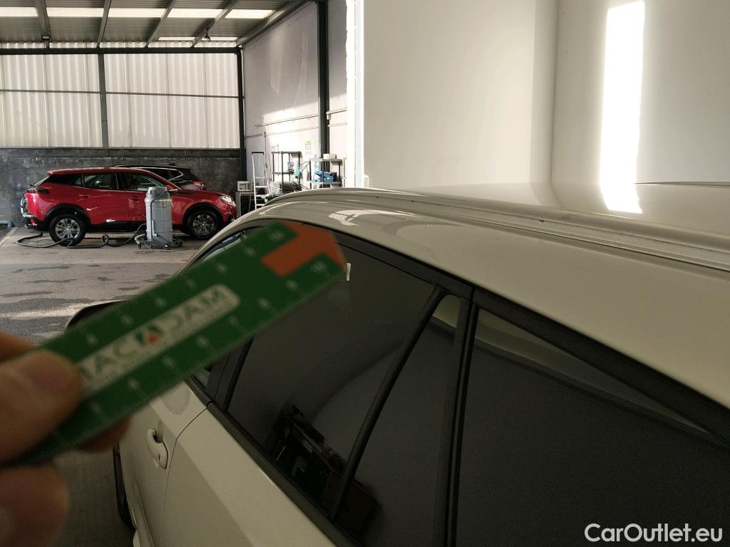  Toyota  Corolla TOYOTA  / 2019 / 5P / familiar 1.8 125H ACTIVE TECH E-CVT TOU SPORT #21