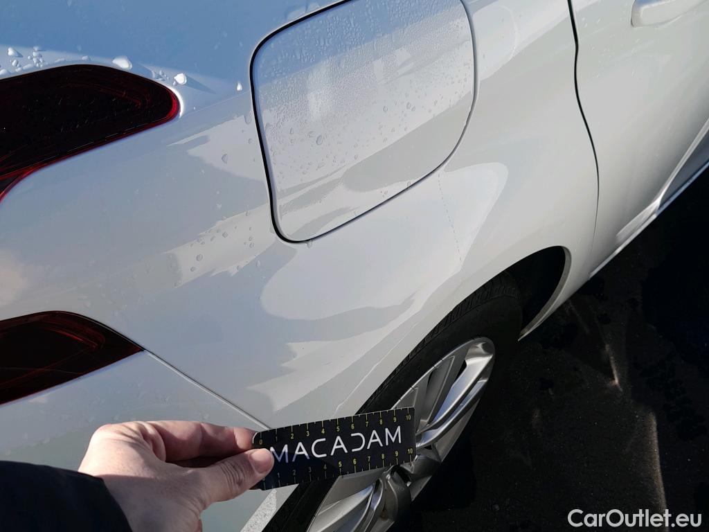  Peugeot  308 PEUGEOT  / 2017 / 5P / berlina con portón 5p Active Pack BlueHDi 130 S&S #12