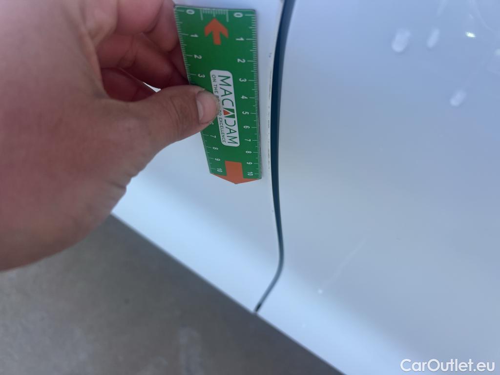  Ford  Focus FORD  / 2018 / 5P / berlina con portón 1.5 Ecoblue 88kW Trend+ #9