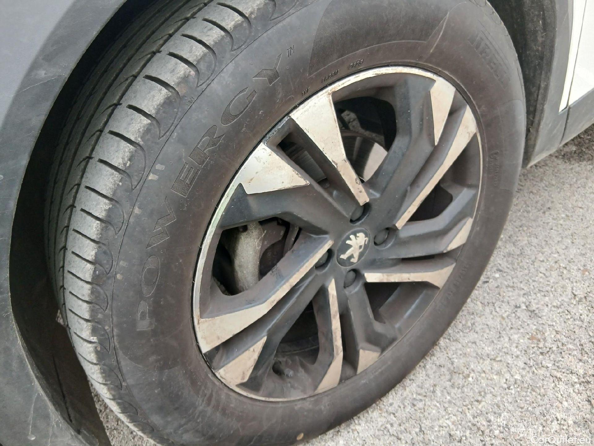  Peugeot  2008 PEUGEOT  / 2019 / 5P / todoterreno Allure BlueHDI 81kW (110CV) #7