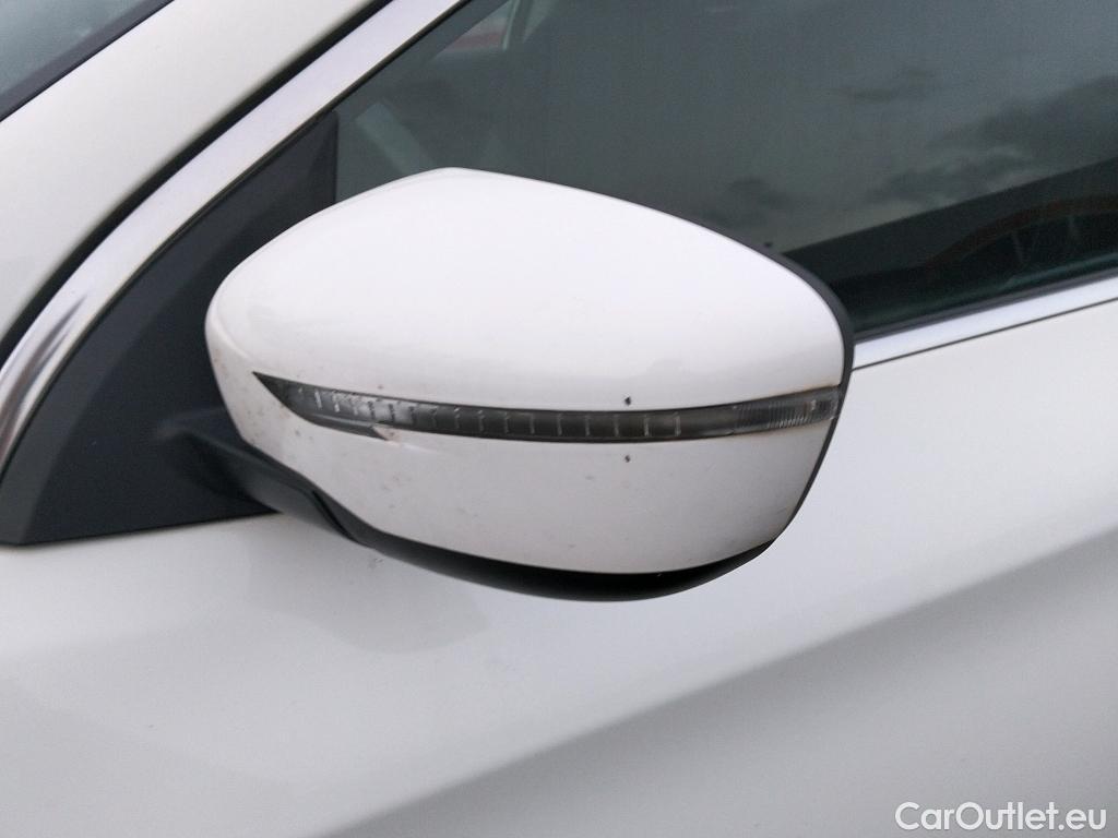  Nissan  Qashqai NISSAN  / 2017 / 5P / todoterreno dCi 85 kW (115 CV) ACENTA #27