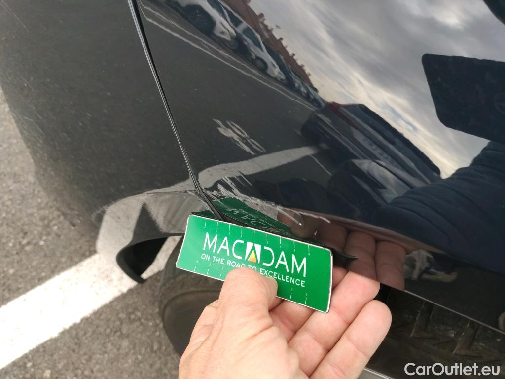  Peugeot  508 PEUGEOT  / 2018 / 5P / berlina con portón Business Line BlueHDi 96kW S&S 6vel MAN #31