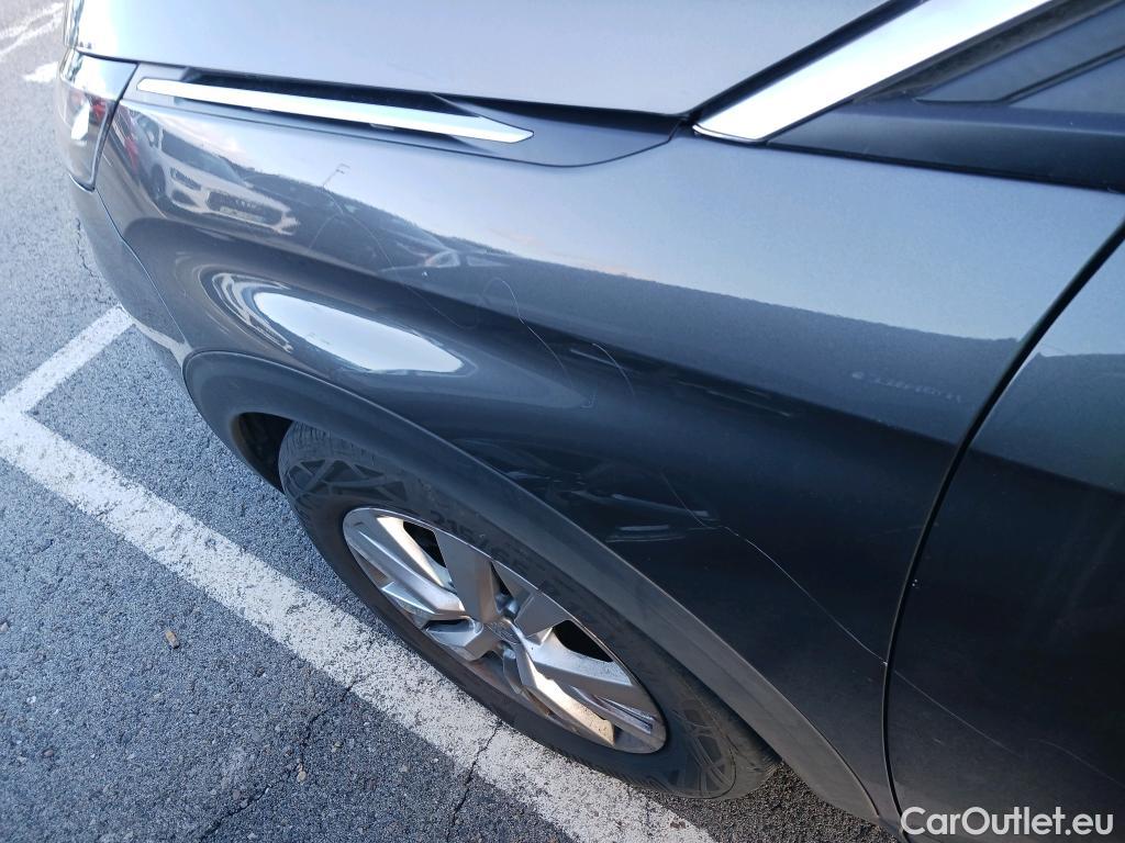  Peugeot  3008 PEUGEOT  / 2020 / 5P / todoterreno 1.5 BlueHDi 96kW (130CV) S&S Active Pack (AC3) #10