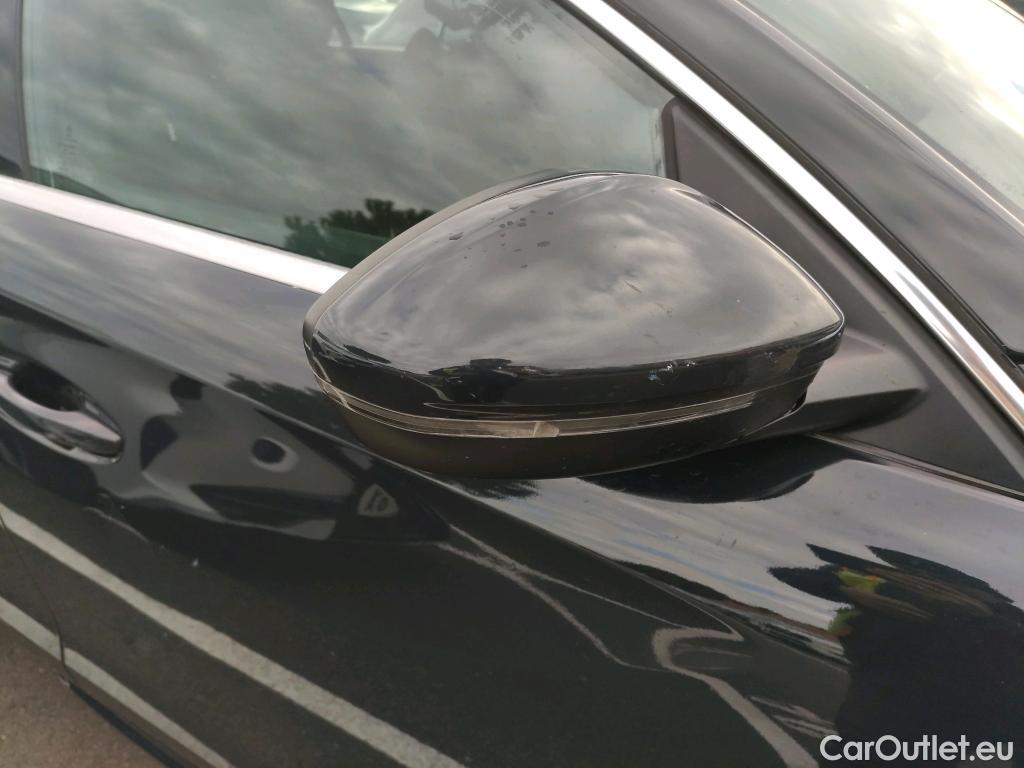  Peugeot  508 PEUGEOT  / 2018 / 5P / berlina con portón Business Line BlueHDi 96kW S&S 6vel MAN #24