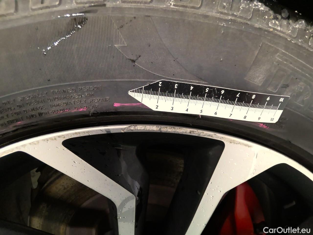  Ford  Mustang Mach-e 99 kWh Long Range AWD #6