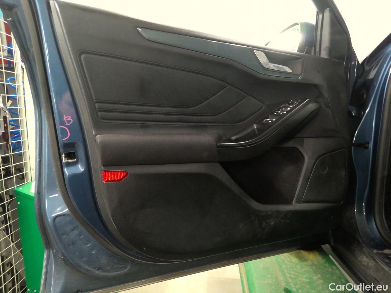  Ford  Focus  Wag EB 125 Act.Ed. Aut #26