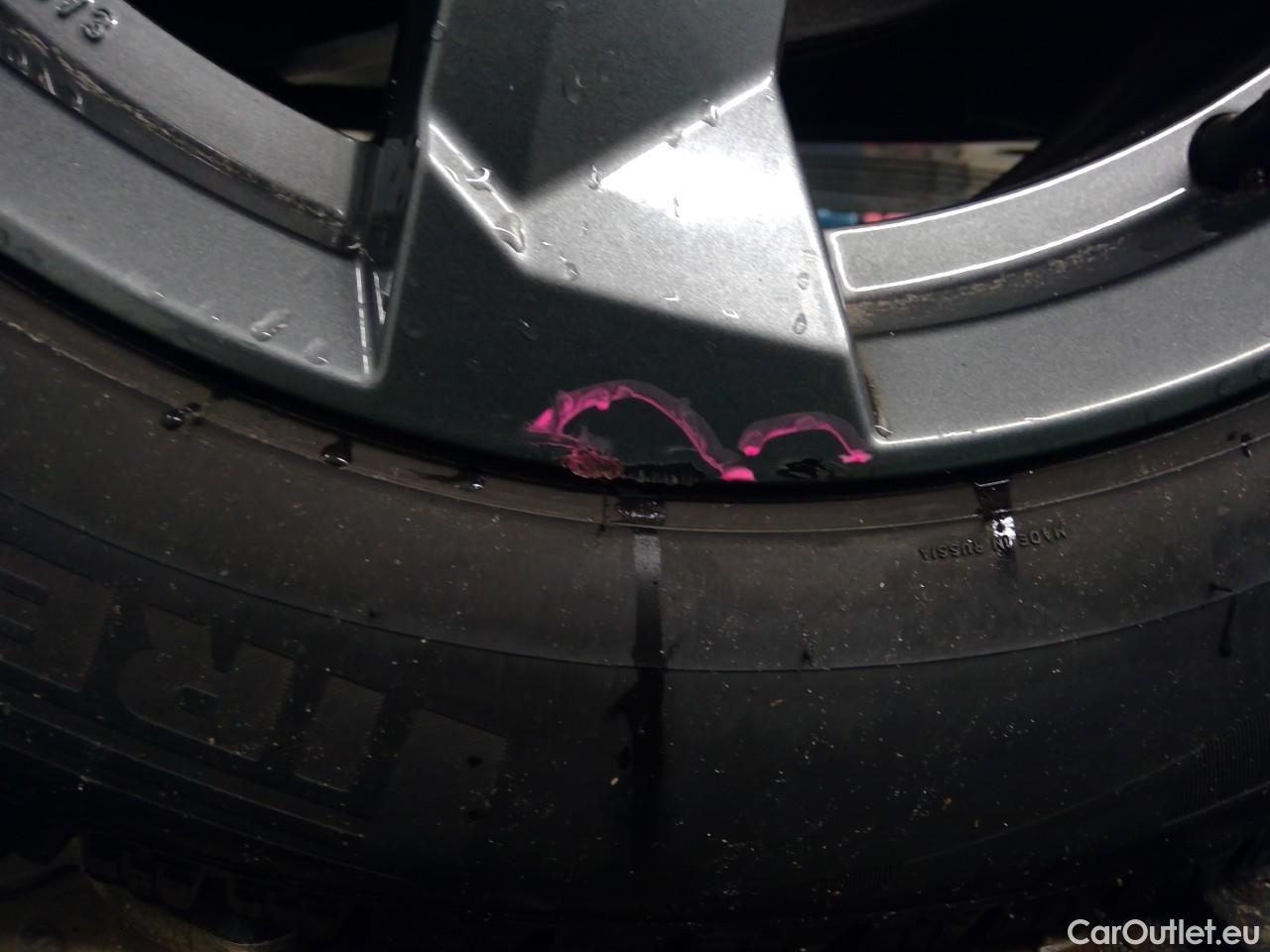  Skoda  ENYAQ  iV80 5d #13