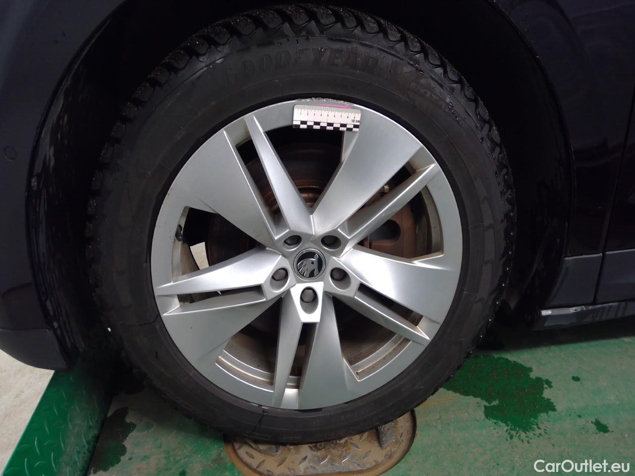  Skoda  ENYAQ  iV80 4x4 #4