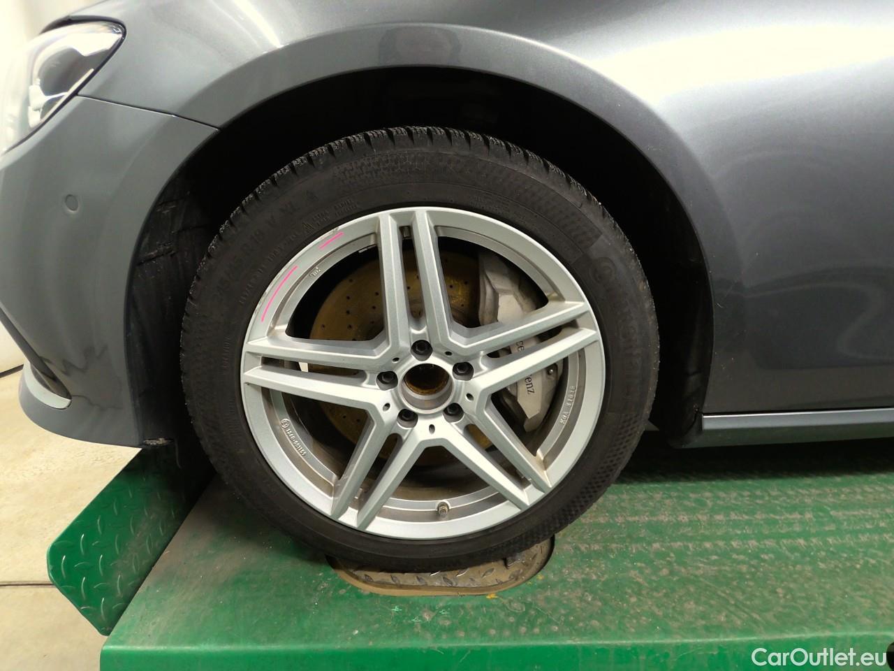  Mercedes  E-Klasse E 300 de T Aut #5