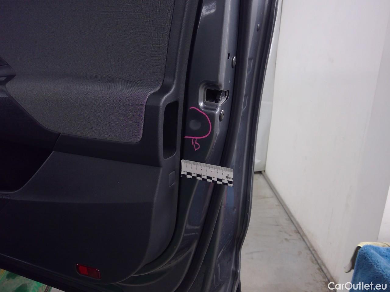  Skoda  ENYAQ  iV80 5d #35