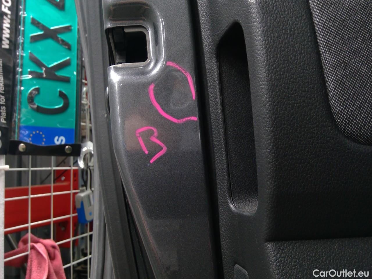  Skoda  ENYAQ  iV80 5d #17