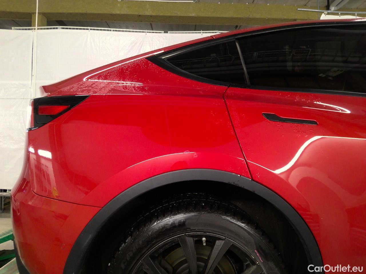  Tesla  Model Y  75kWh Long-Range AWD #20