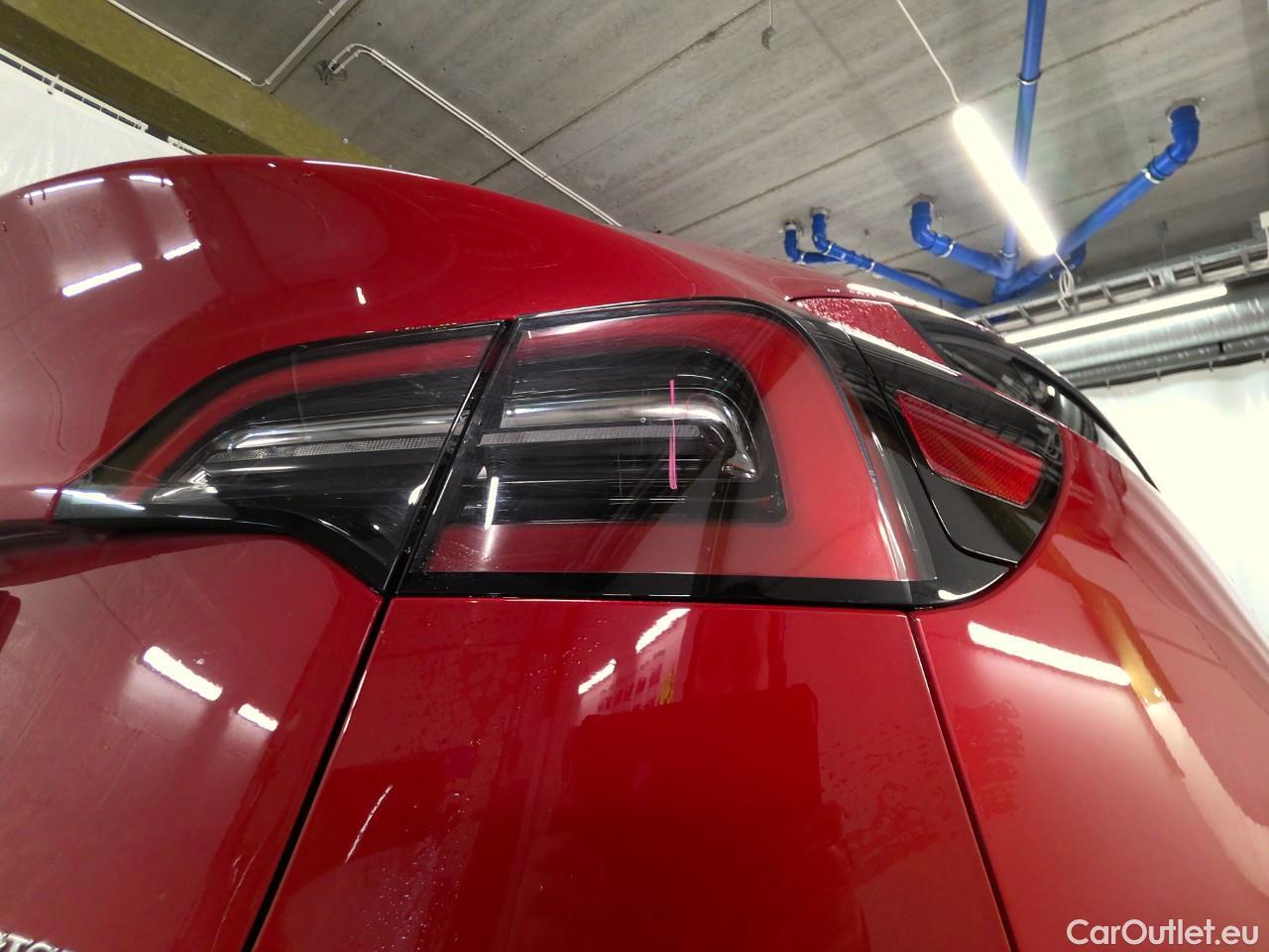  Tesla  Model Y  75kWh Long-Range AWD #22