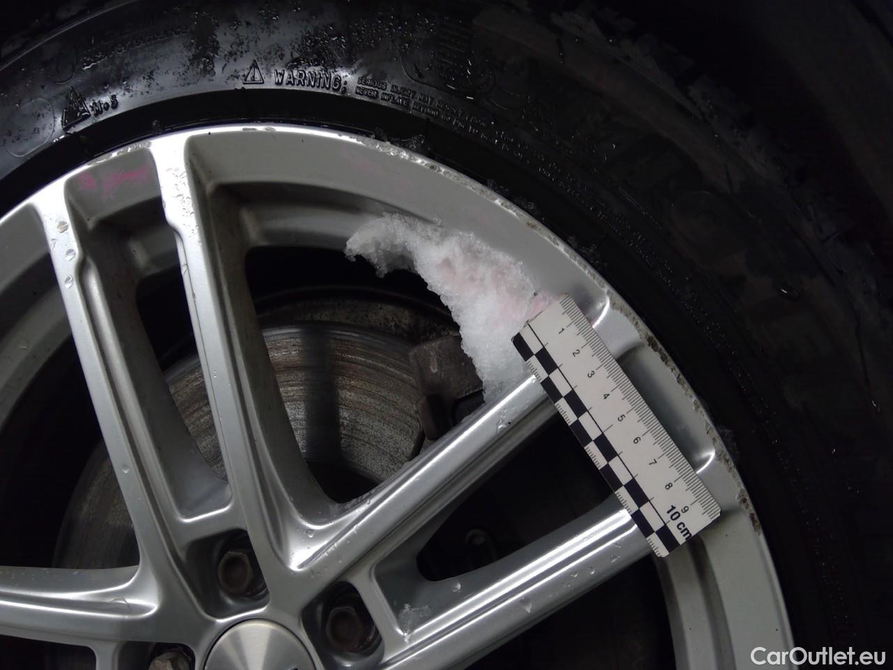  Volvo  V60  CC B5 B 250 AWD Aut #28