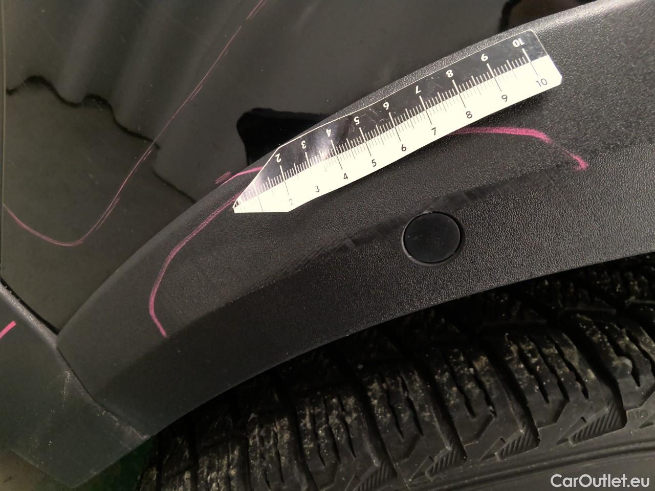  Volvo  V60  CC B4D Ad.Na.P.Ed. AWD Aut #3