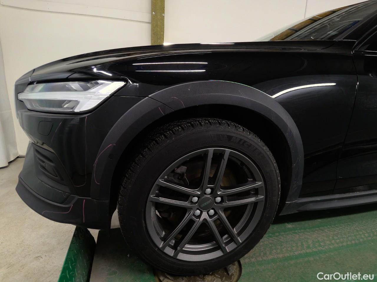  Volvo  V60  CC B4D Ad.Na.P.Ed. AWD Aut #5