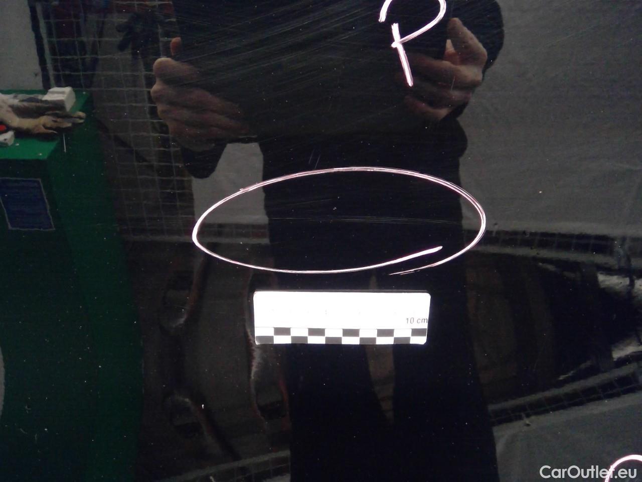  Tesla  Model Y  Long-Range AWD #18