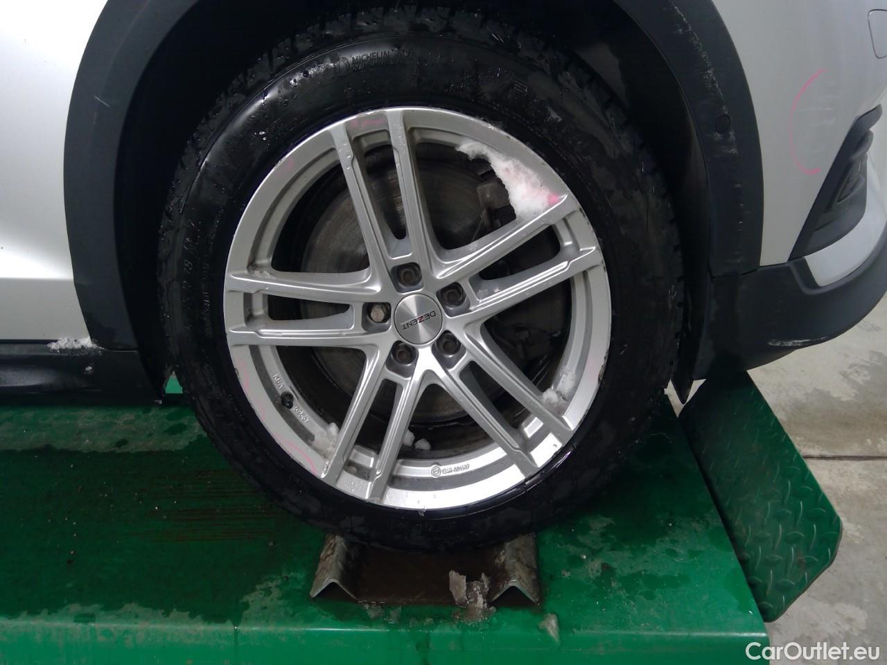  Volvo  V60  CC B5 B 250 AWD Aut #27