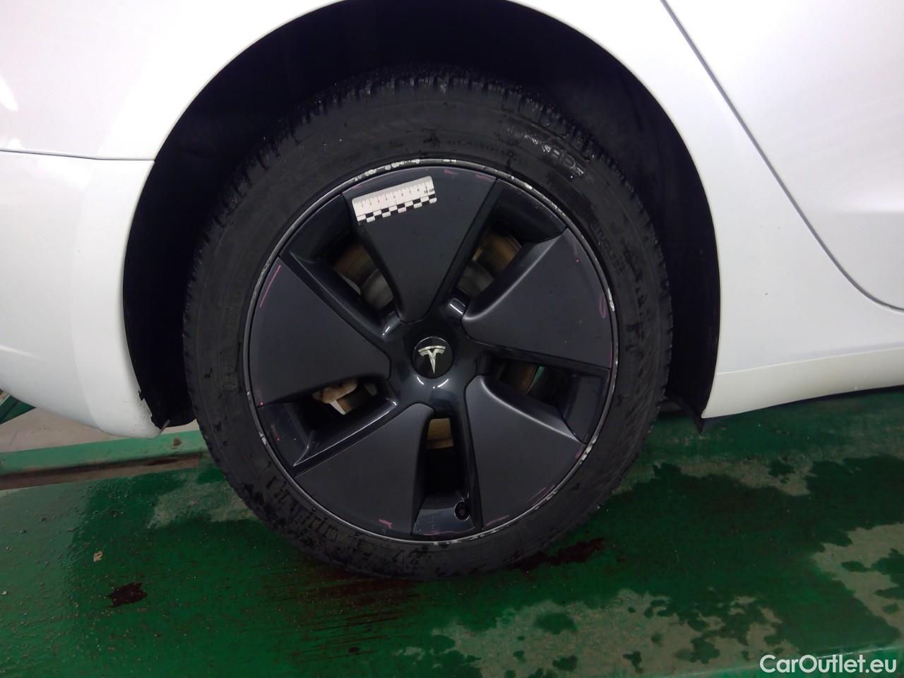  Tesla  Model 3  DualM. Long-Range AWD #7