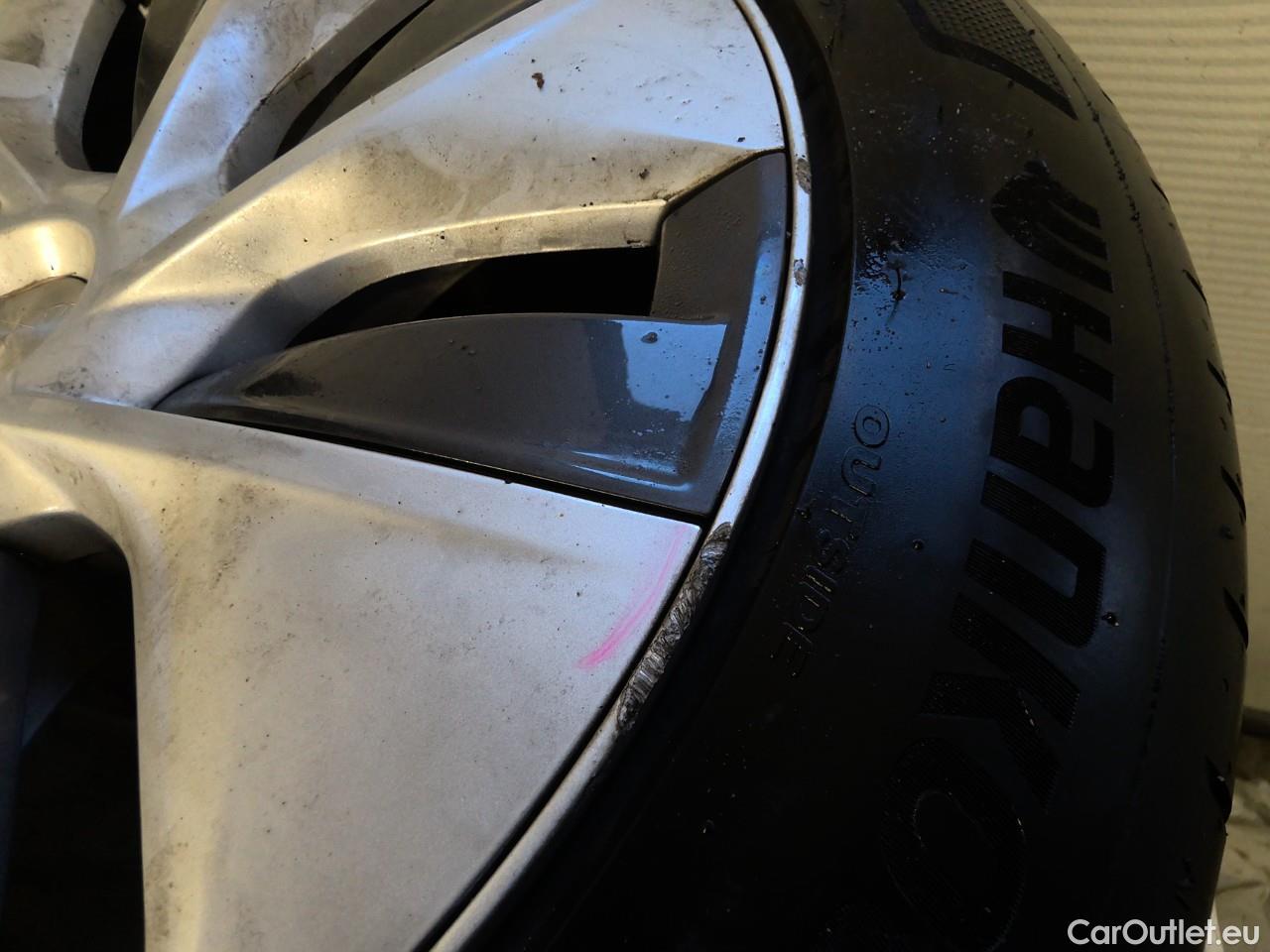  Tesla  Model Y  75kWh Long-Range AWD #1