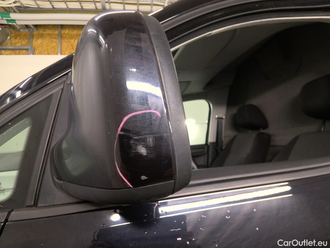  Volkswagen  Caddy  TDI 110 4WD Aut #24