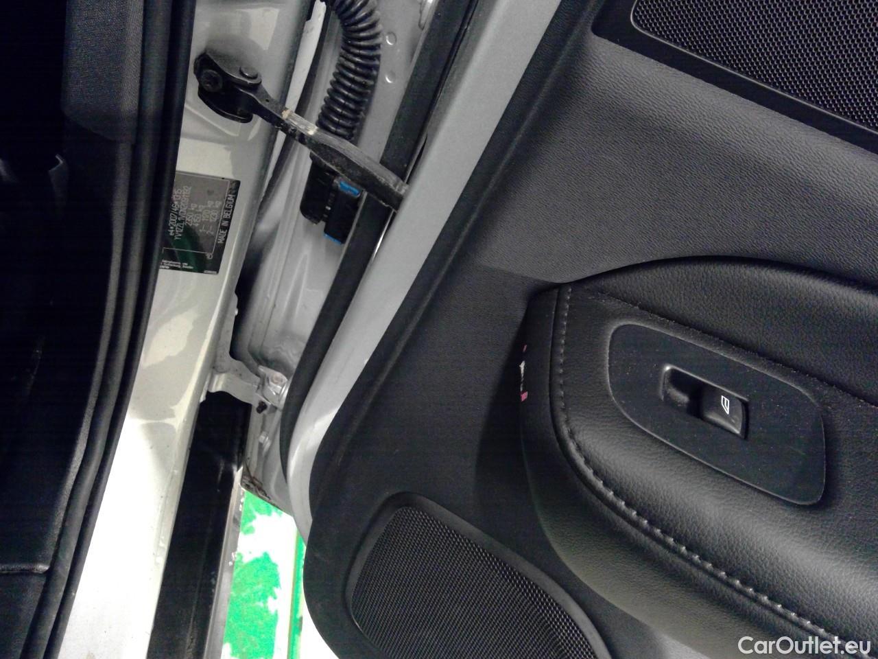  Volvo  V60  CC B5 B 250 AWD Aut #24