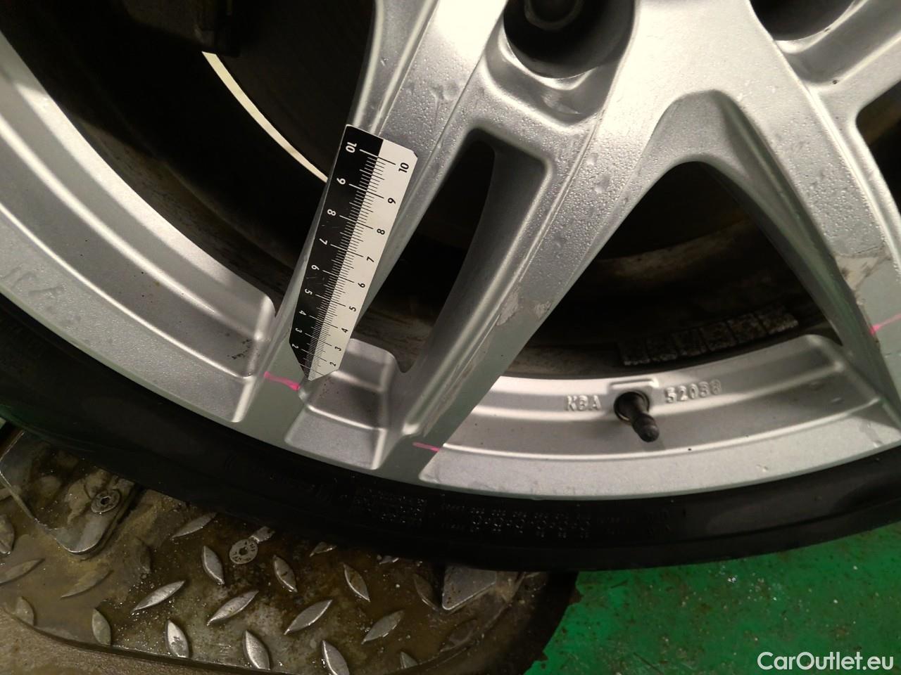  Volvo  XC 40 XC40 Recharge Plus Edition Aut #11