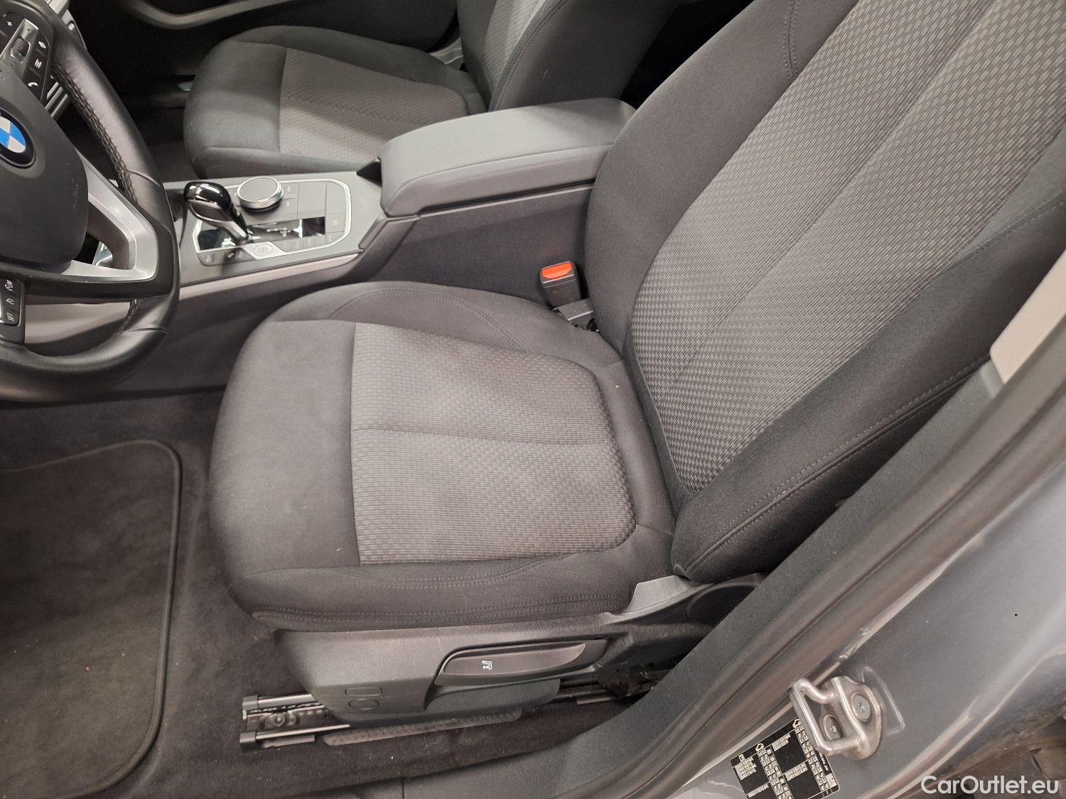  Bmw  Serie 1 BMW, 1-serie '19, BMW 1 Reeks Hatch 116dA (85 kW) 5d #28