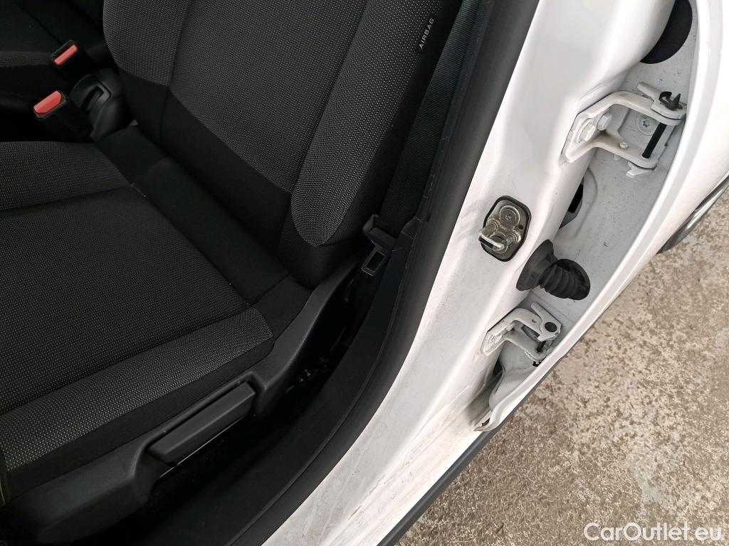  Citroen  C3  Feel Business 1.2 PureTech 80CV BVM5 E6d #5