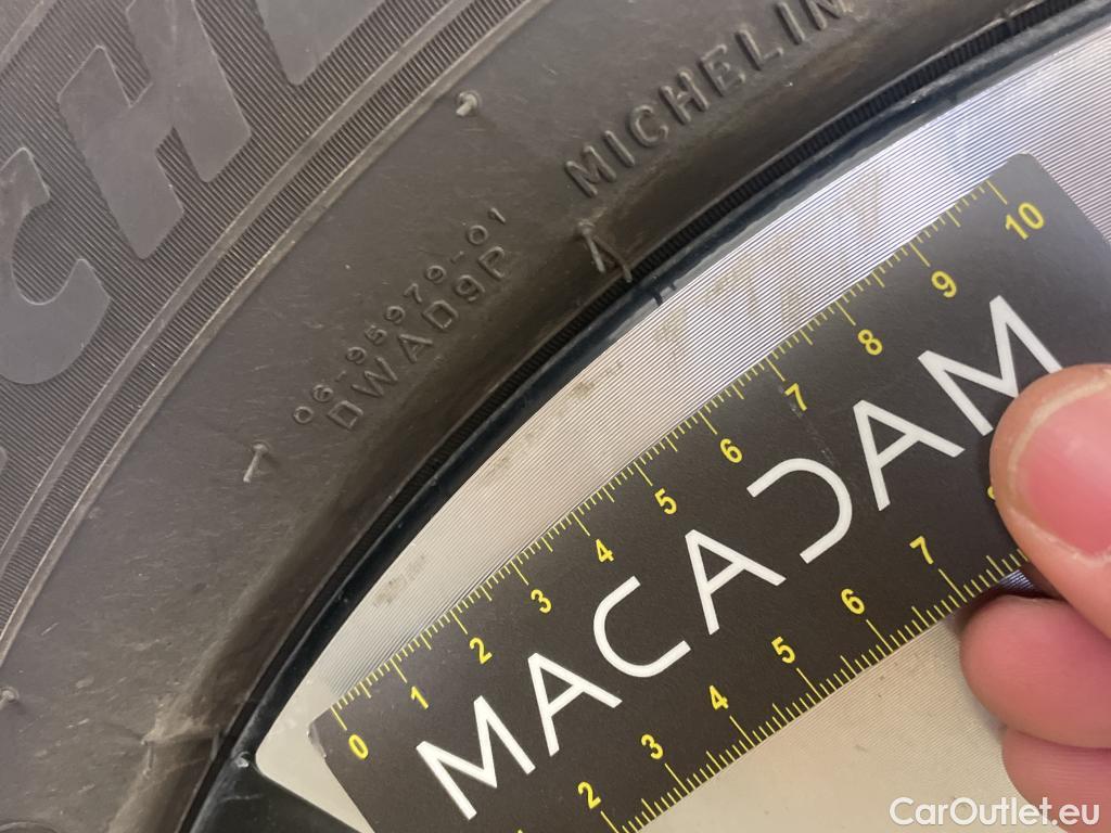  Hyundai   Ioniq Ioniq 6 Creative Electrique 77kWh BVA #3