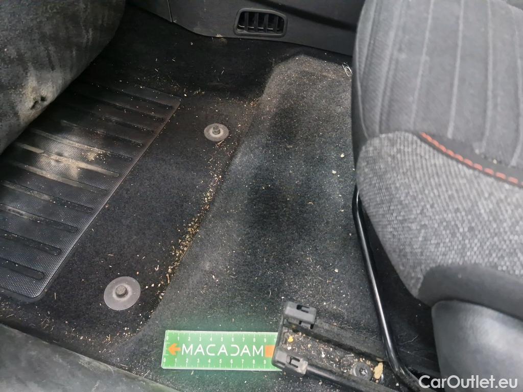  Peugeot  208  (e-) Active Business 50kWh BVA #10