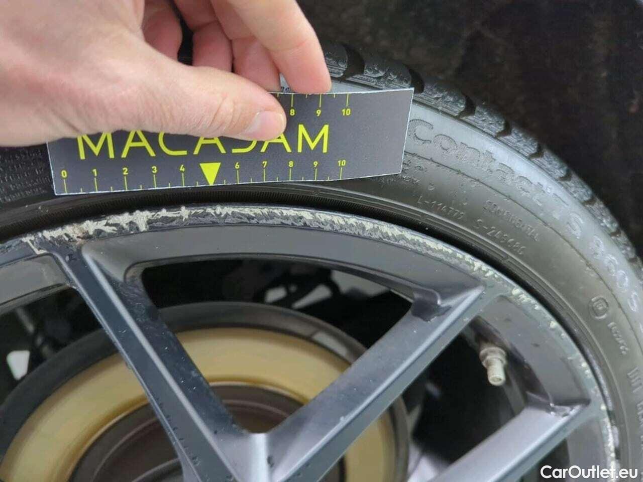  Bmw  Serie 1 118i Executive #54