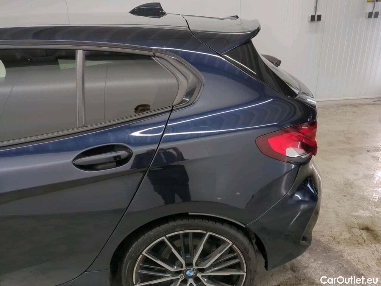  Bmw  Serie 1 118i Executive #24