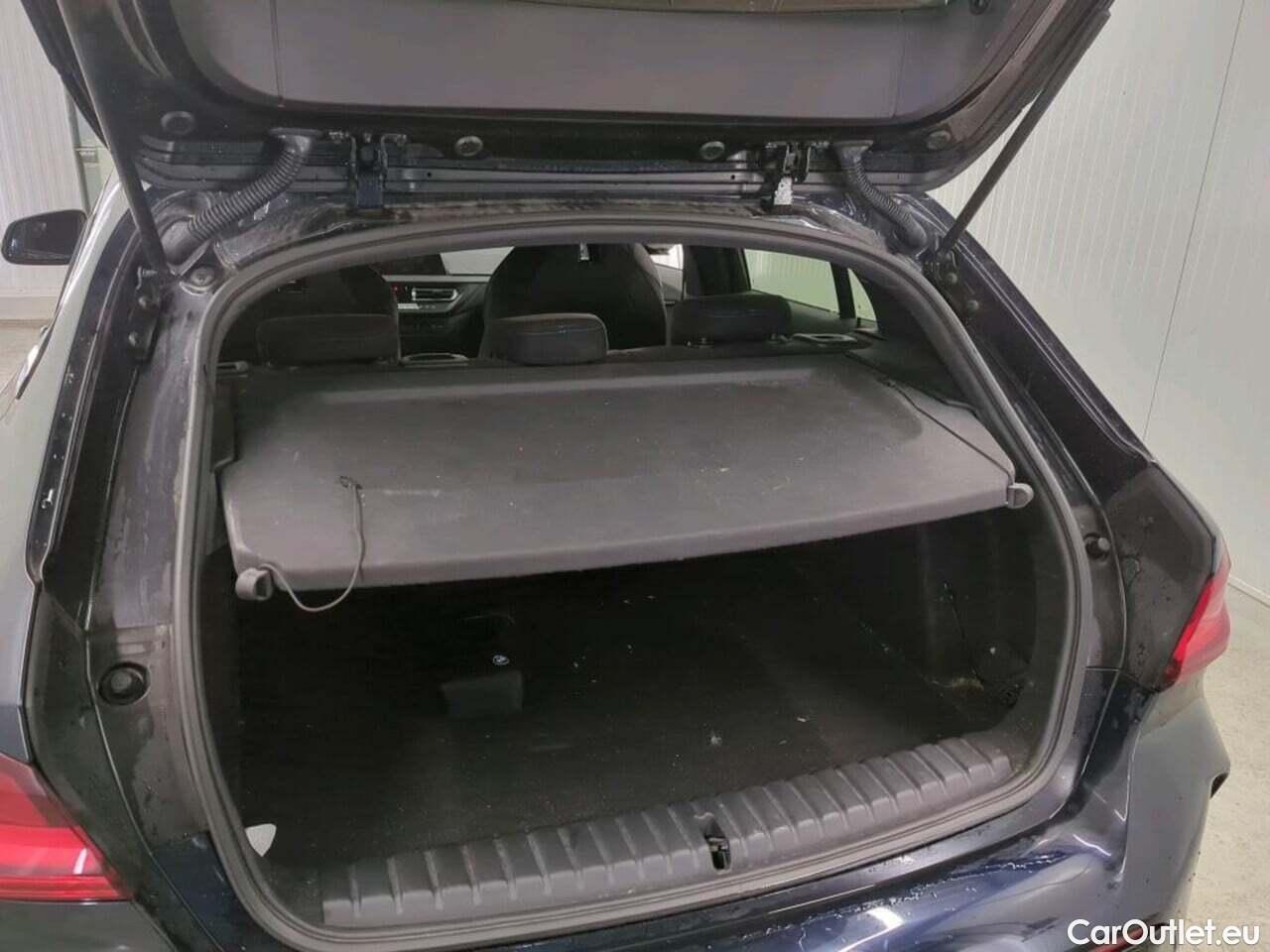  Bmw  Serie 1 118i Executive #74