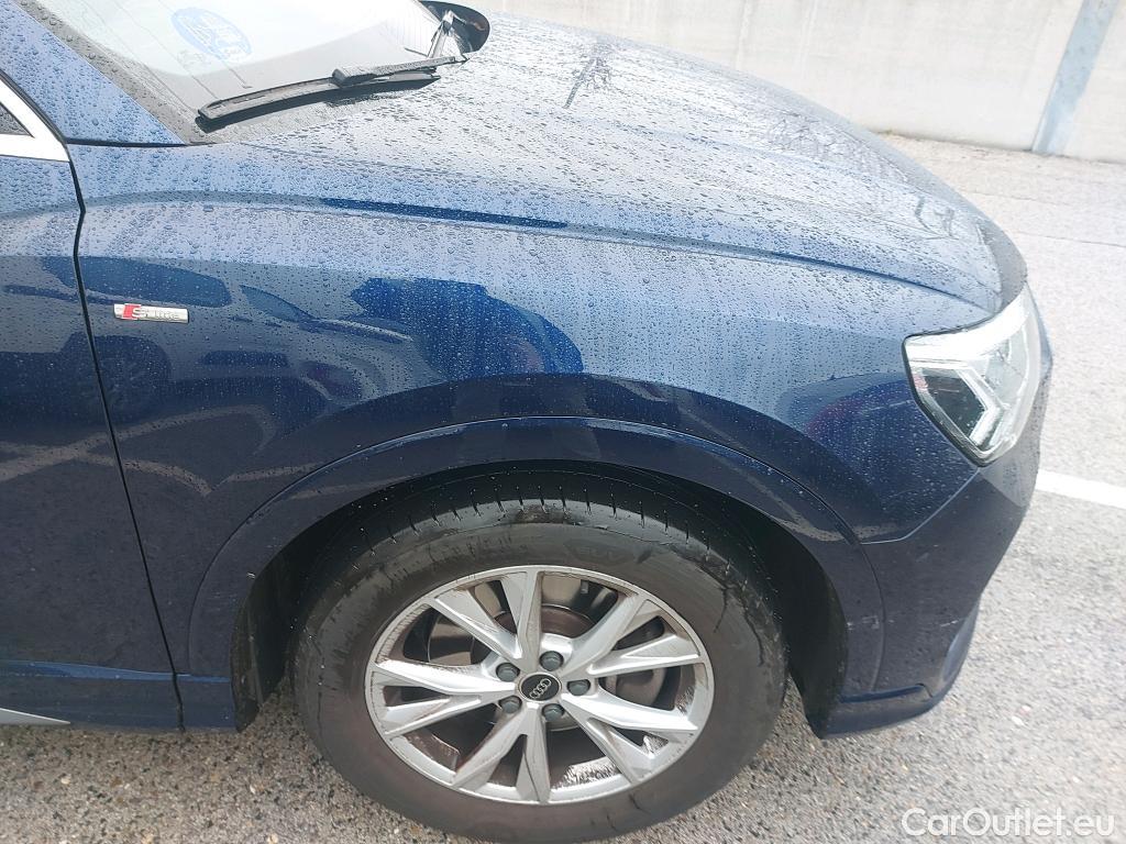  Audi  Q3 AUDI  / 2018 / 5P / todoterreno 45 TFSI e 180kW S tronic S Line #13