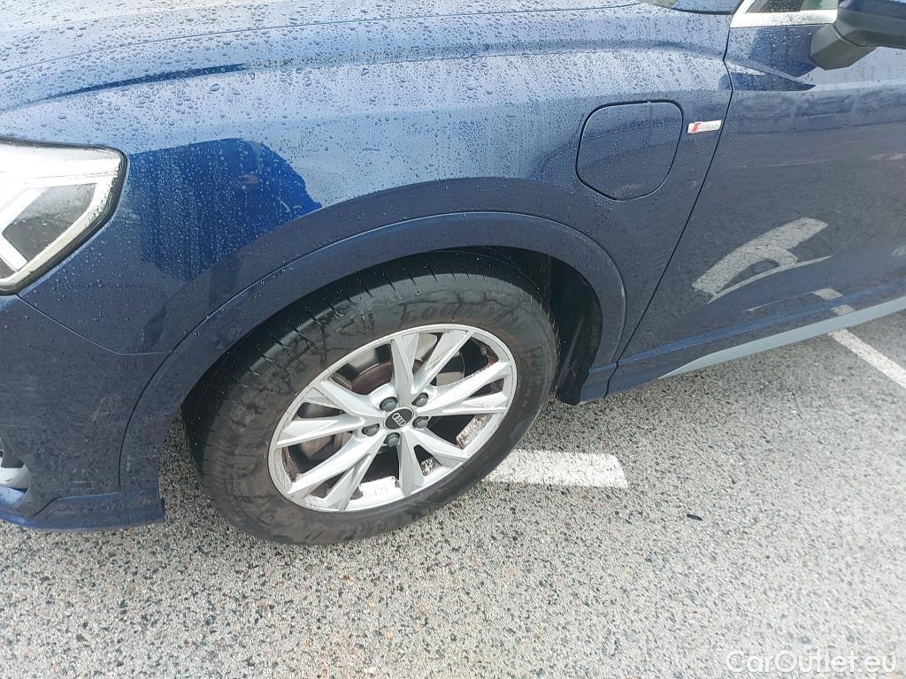  Audi  Q3 AUDI  / 2018 / 5P / todoterreno 45 TFSI e 180kW S tronic S Line #11